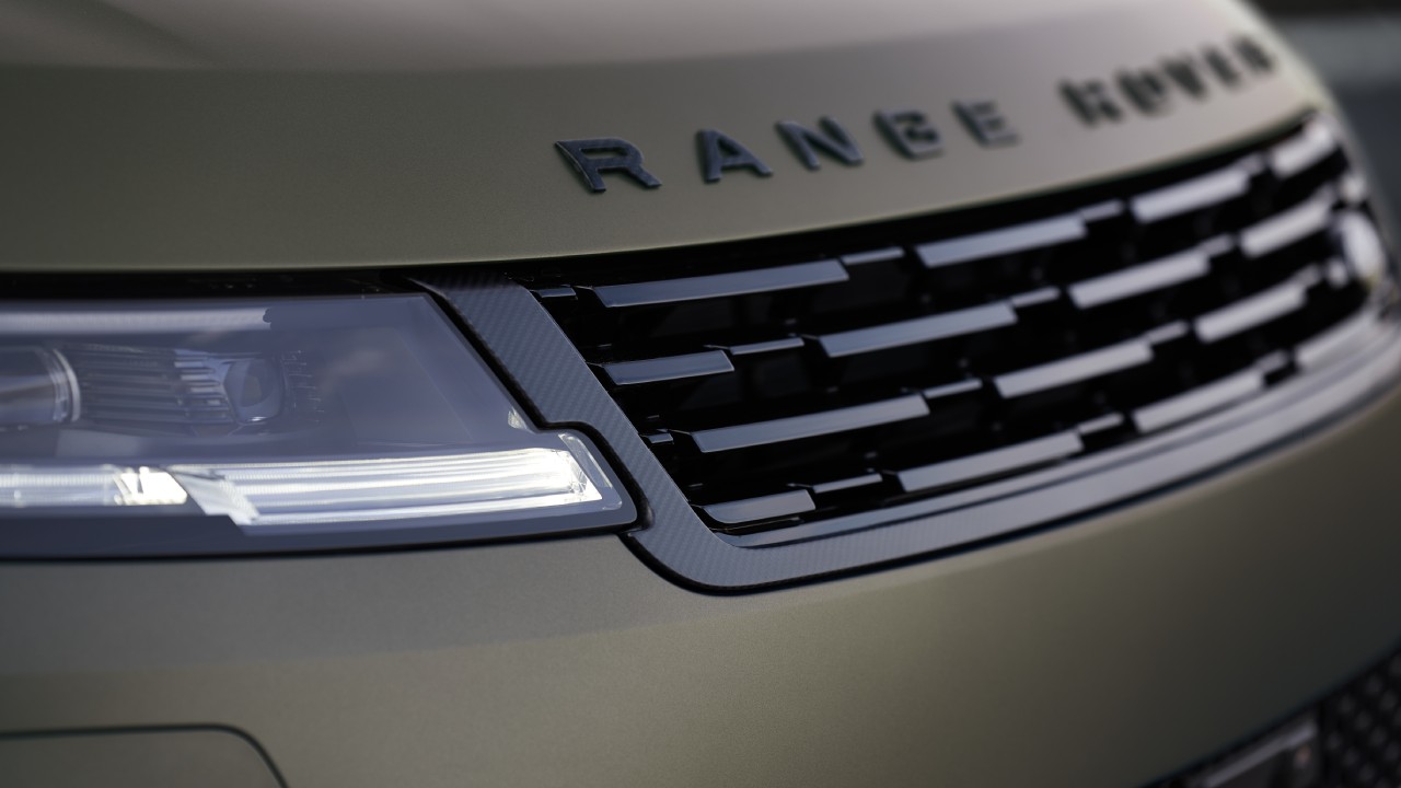 2024 Range Rover Sport Close Up