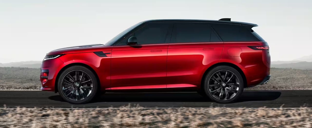 Side view of the Range Rover Sport