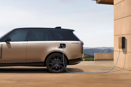 hybrid Range Rover charging
